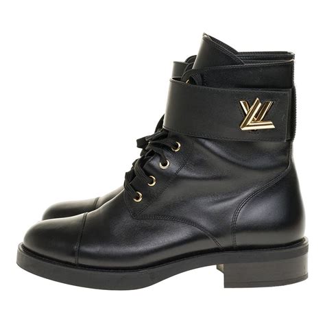 giay boots lv